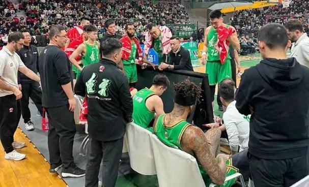 CBA赛场上的友情与竞争,B体育官网独家故事,cba com