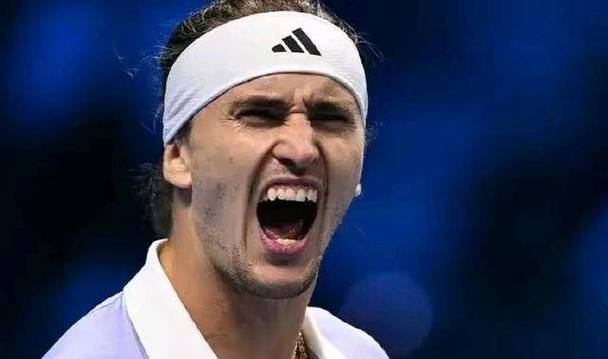 B体育app:大满贯之路上的不屈斗士,小兹维列夫,小兹维列夫个人资料