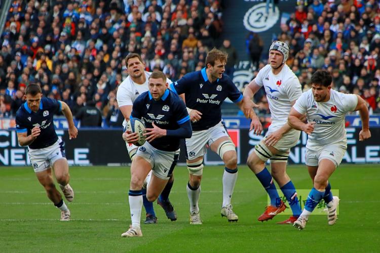 B体育官网：橄榄球六国赛，法国队表现震撼，橄榄球六国赛包括哪六国