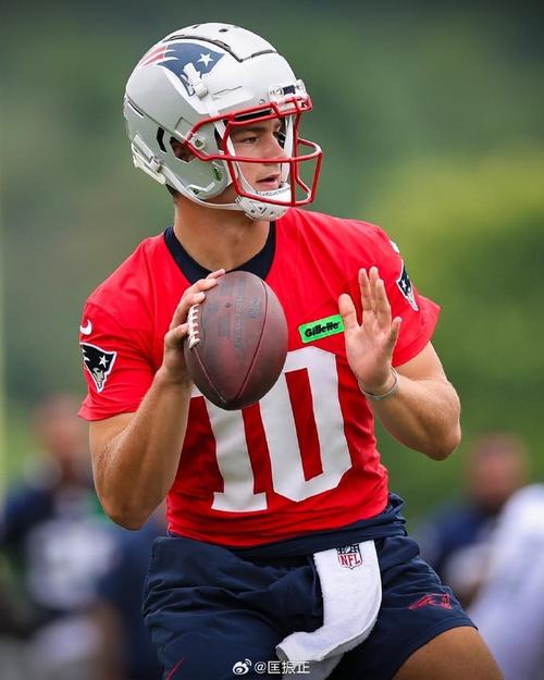 B体育官网：橄榄球超级碗MVP评选，谁是最终赢家？，超级碗橄榄球赛