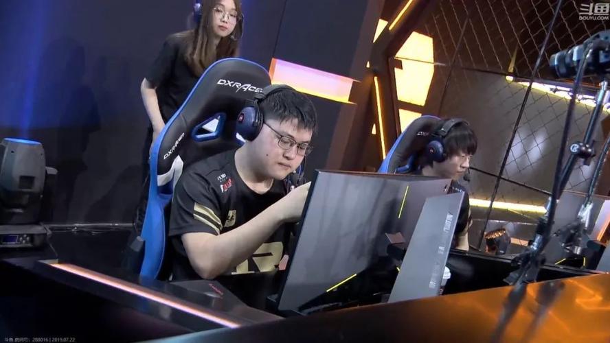 B体育官网：英雄联盟LPL春季赛战报，B体育全程跟进，bbin体育官网 道ly79,cn