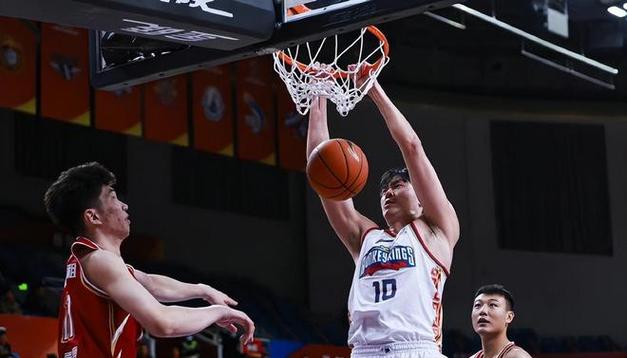 B体育app：广东宏远队赛季目标，能否再创辉煌？，广东宏远队今日内线签约情况