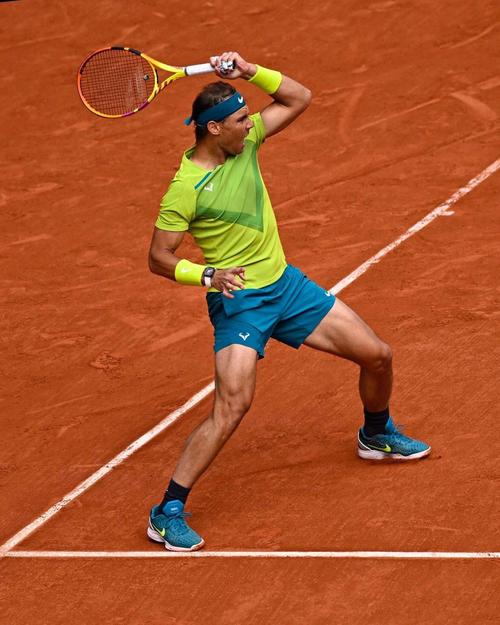 B体育app:红土赛季中谁能挑战纳达尔的统治地位?,纳达尔最伟大的红土之王