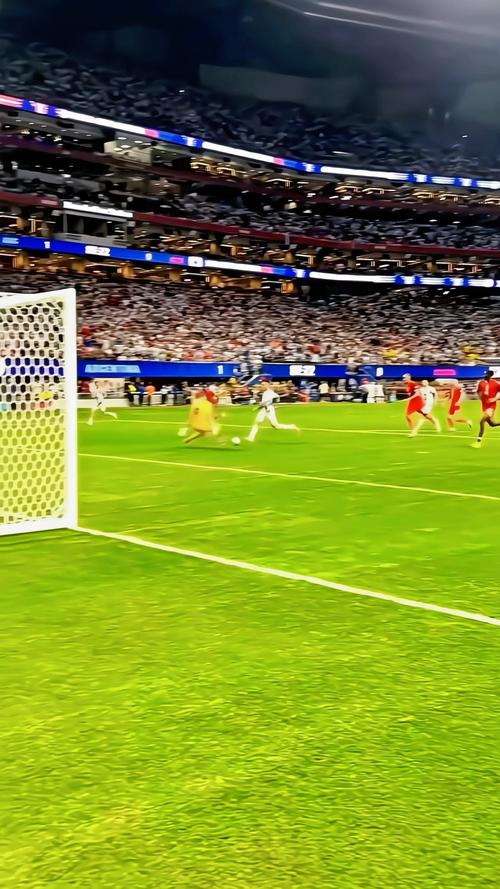 B体育头条:阿根廷点球大战胜出,梅西带领球队挺进决赛,阿根廷点球大战时梅西特殊视角全记录