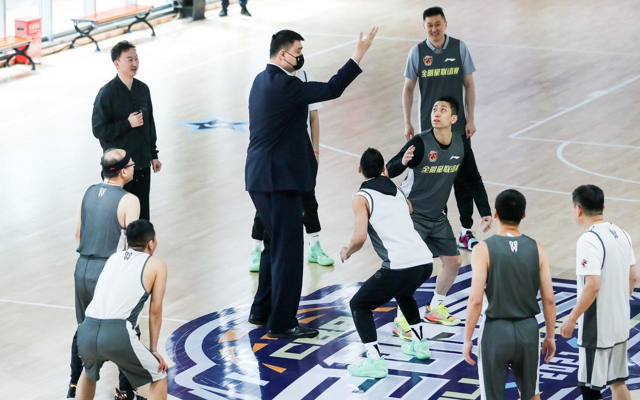 如何利用B体育app的多角度直播功能，观看CBA比赛的不同视角，bq体育