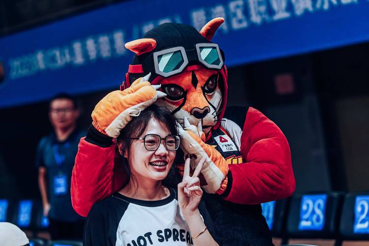 介绍B体育app的多设备同步功能,为球迷带来便捷的CBA赛事观看体验,b0b体育在哪下载