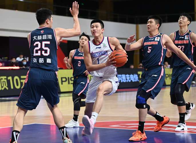 B体育官网深入分析CBA球队的薪资结构与经济压力,揭示背后的商业秘密