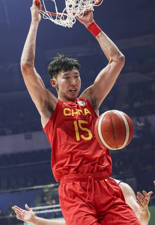 B体育平台分析:篮球世界杯最强球队对比,哪些队伍在2024年能够突破常规?